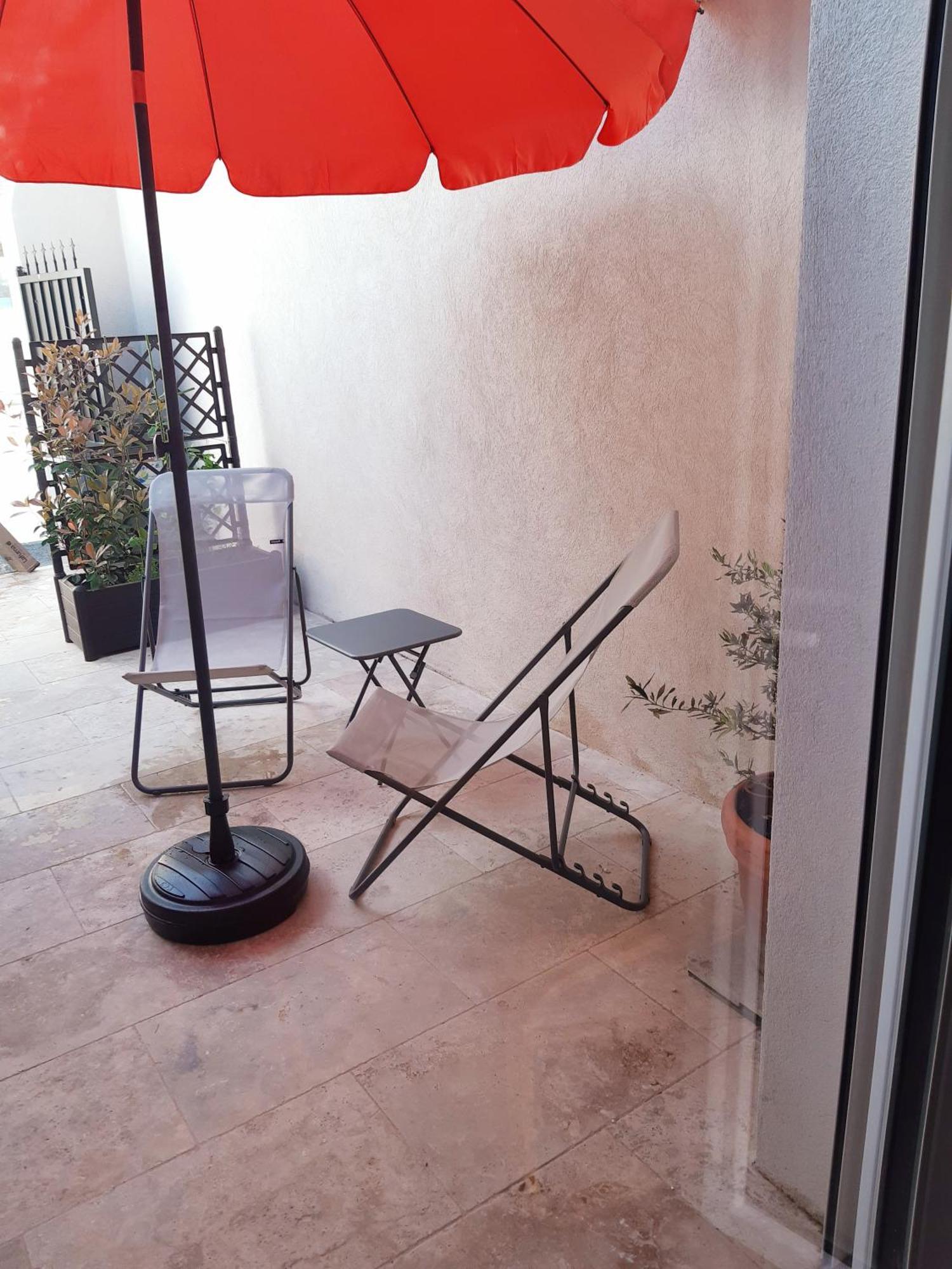 Eyguières Le Gite D'Eglantine מראה חיצוני תמונה